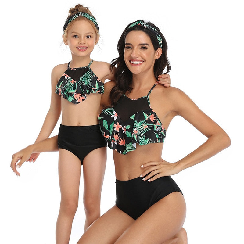 Family Swimsuit Mommy and Me Clothes Bikini Beach Shorts mother daughter swimwear baby girl and mom Outfits family maching look